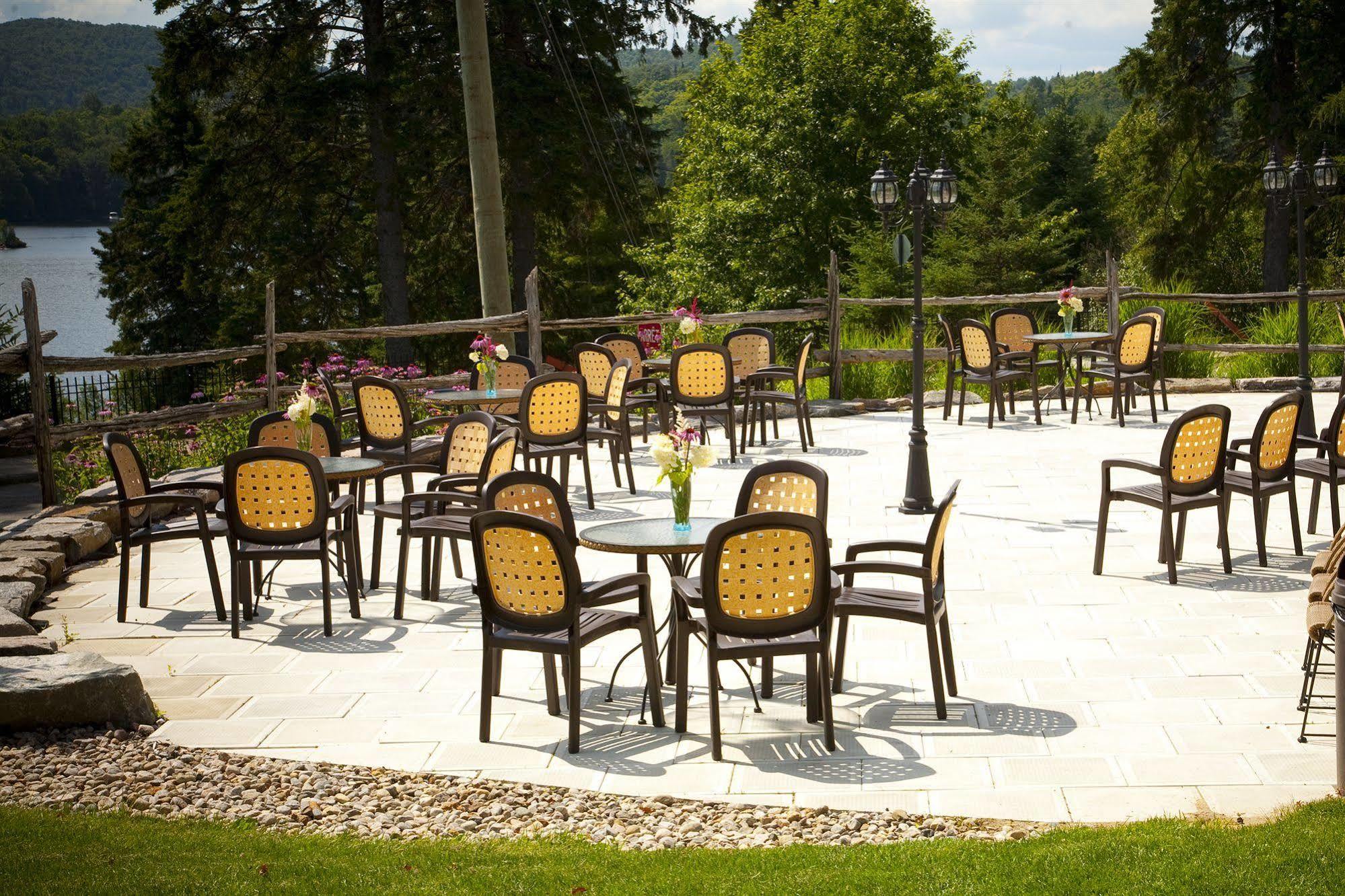 Auberge De La Tour Du Lac Sainte-Agathe-des-Monts Bagian luar foto